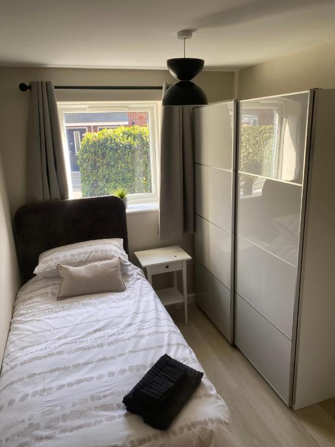 Chapel Court Apartments Канък Екстериор снимка